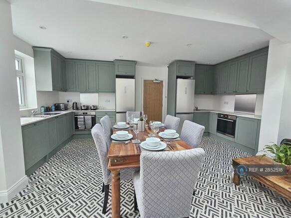 23 Sqm Double Kitchen