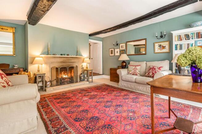 Sitting Room 1.jpg