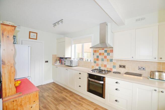 Kitchen/Breakfast Ro
