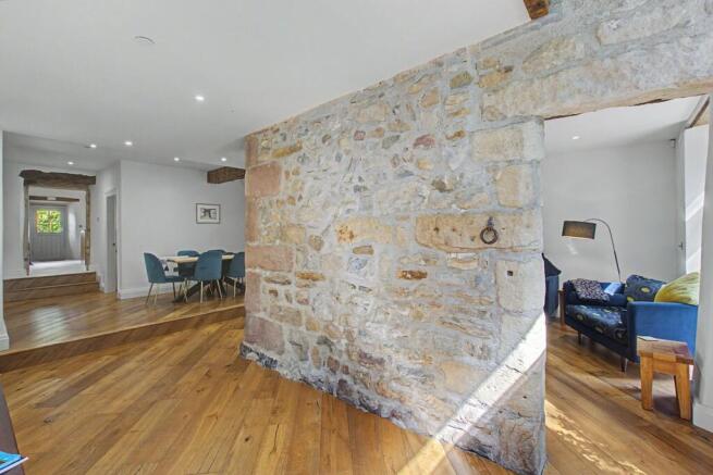 3 bed Terraced for sale Image 10