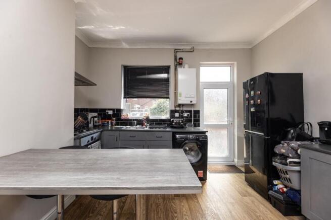 2 bed Terraced for sale Image 7