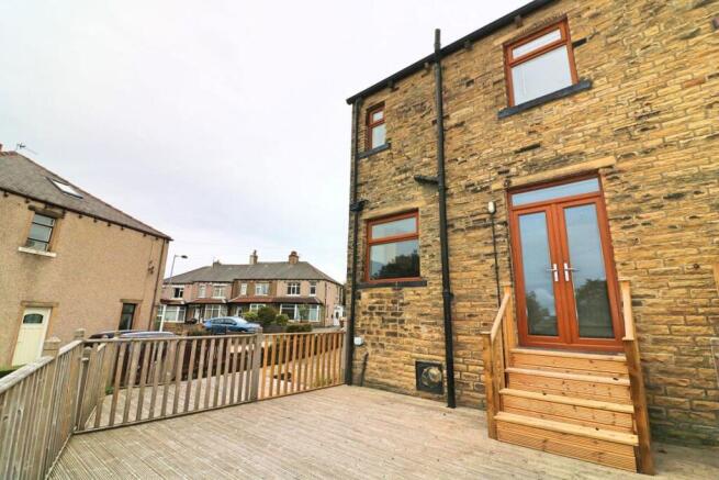 3 bed House to rent Image 9