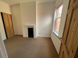 43, Shaftesbury Road, Leicester LE3 0QN