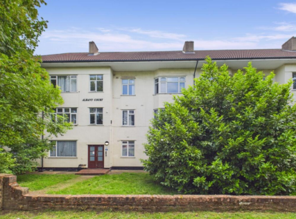Blundell Road, Edgware, HA8