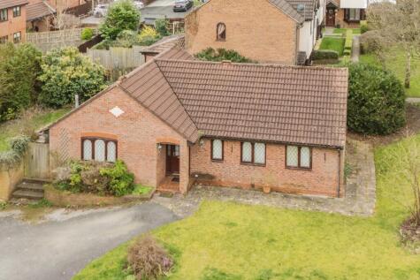 Drummond Way, Macclesfield, Cheshire, SK10