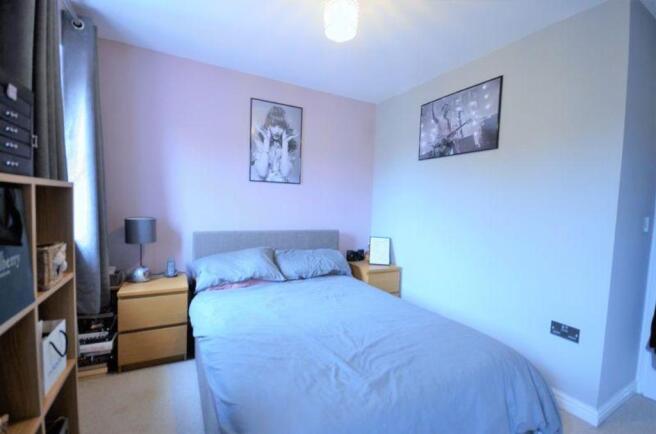 2 bed Town House to rent Image 6