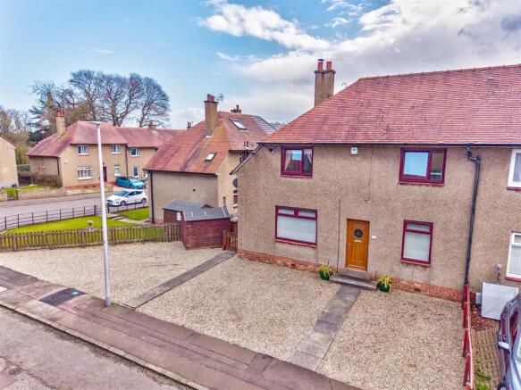 27 Lyndhurst Avenue Dundee-17.jpg