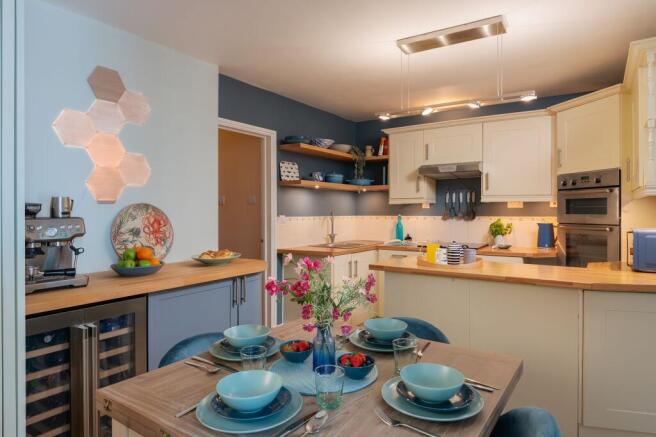 Kitchen_1 Elm Cottage, Kingswear