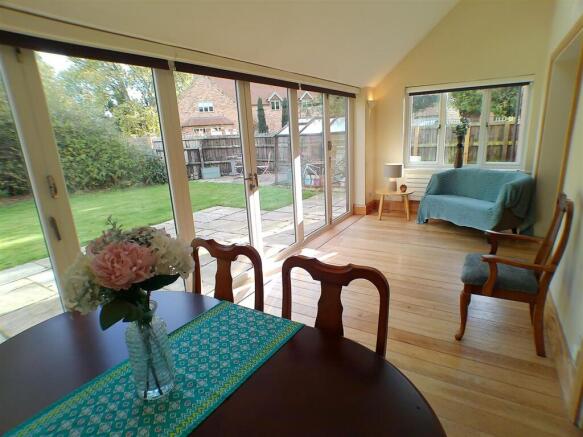 Wimbishthorpe Close, Bottesford, NG13 photo 3