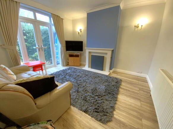 Photo 3