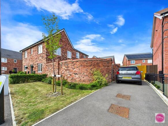 Coral Lane, Newhall (5).jpg