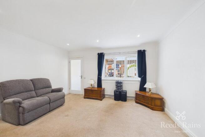 Lounge Dining Room