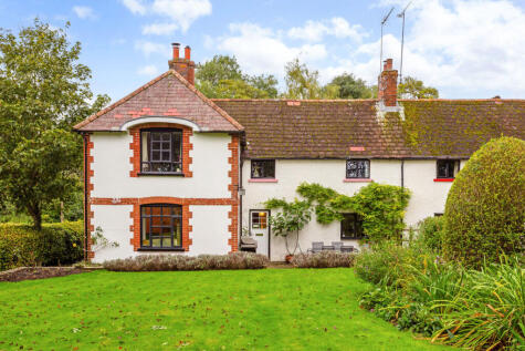 Thruxton Farm, Cholderton, SP4