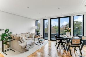 355d, Archway Road, Hornsey, London N6 4EJ