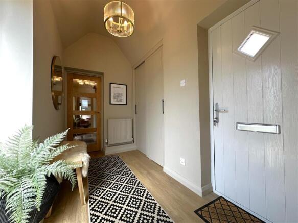 Inviting Reception Hall 033