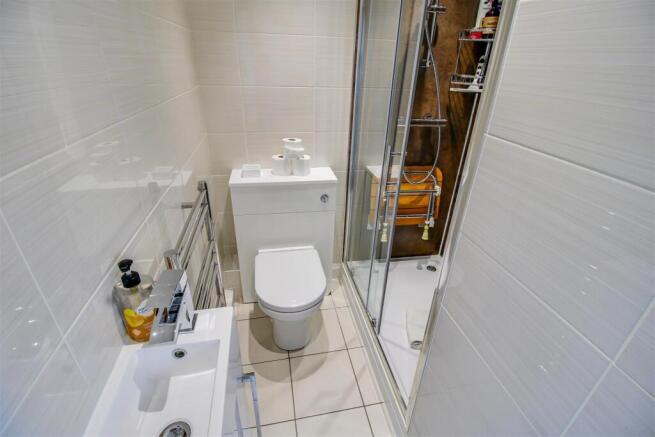3 bed Semi-Detached for sale Image 8