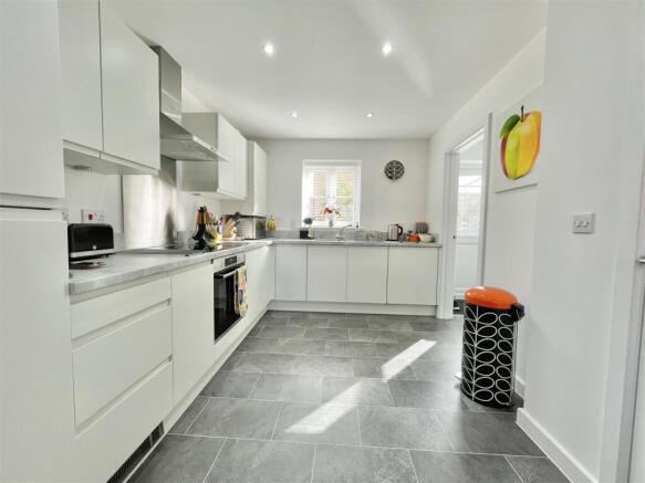 Wellington Road, Attleborough photo 4