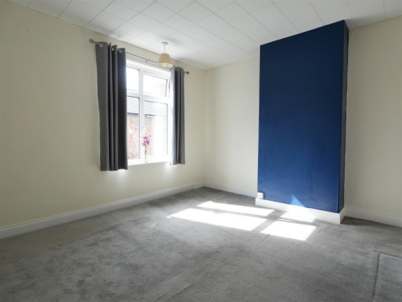 3 bed Terraced for sale Image 8
