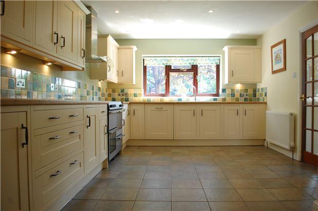 Fitted kitchen Breakfast room