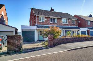 48, Knoll Rise, Dunston Hill, Gateshead NE11 9QQ