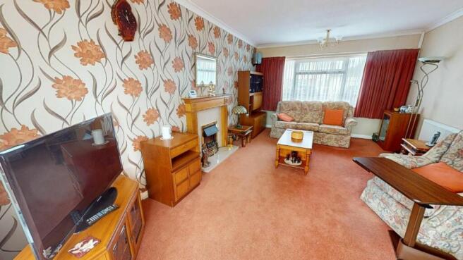 LOUNGE/DINING ROOM