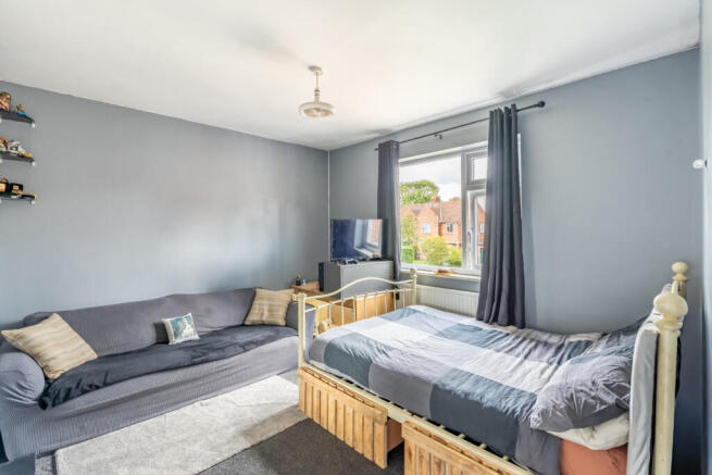 3 bed Semi-Detached for sale Image 12