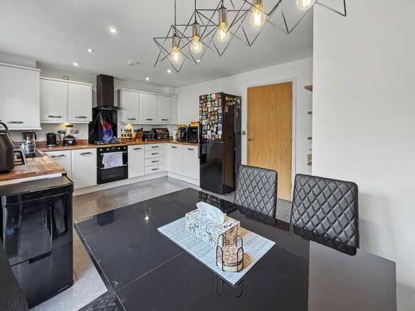 Kitchen / Diner
