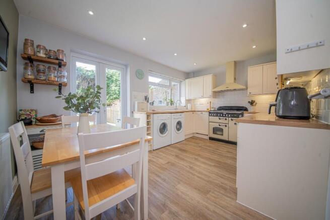 KITCHEN/DINER