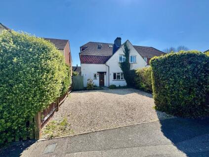 Meadow Way, Caddington, LU1