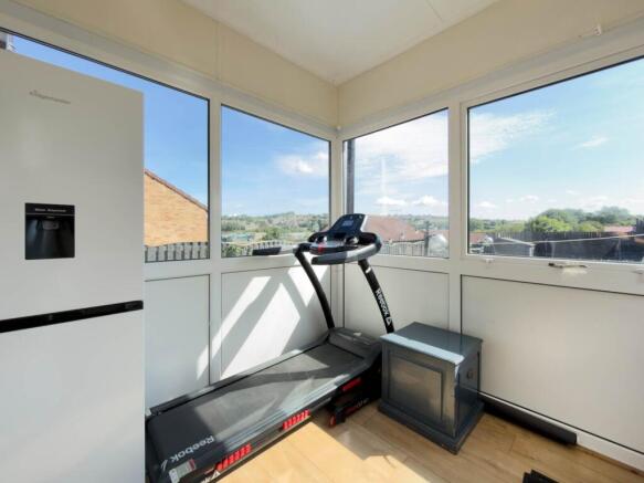 3 bed Detached for sale Image 6