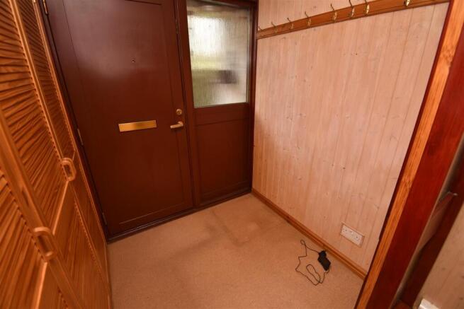 ENTRANCE VESTIBULE.JPG