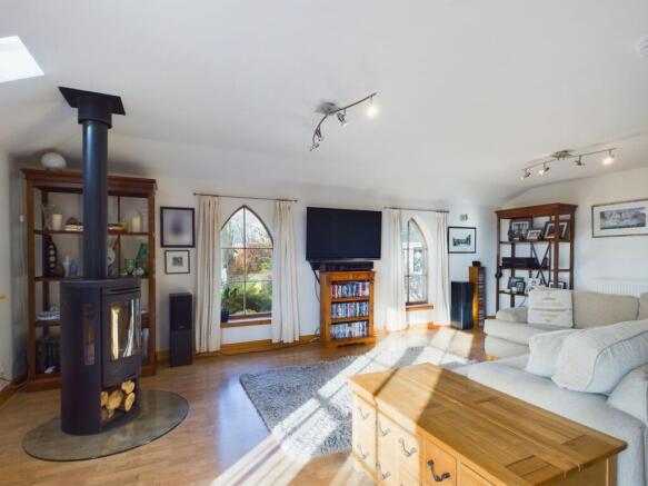 Kitchen/Living/Dining Area
