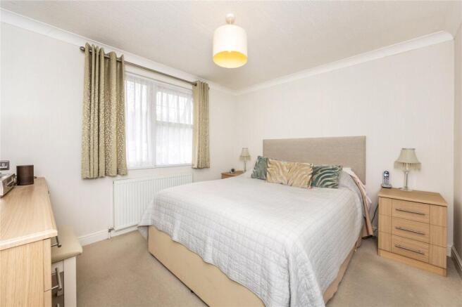 Subrosa Park, Subrosa Drive, Merstham, Redhill, RH1 photo 4