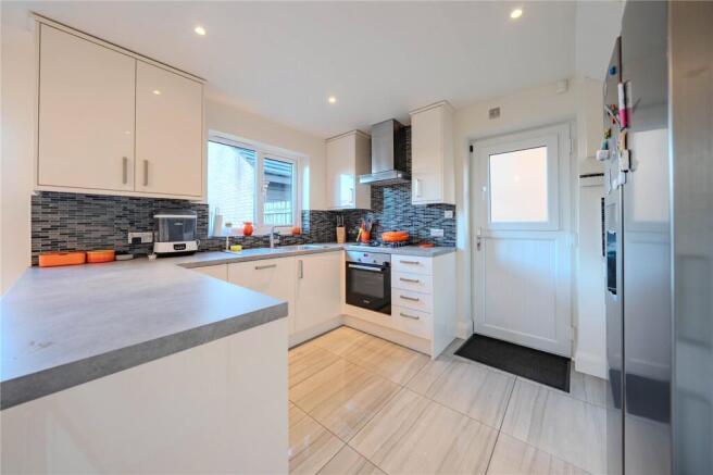 3 bed Detached for sale Image 10