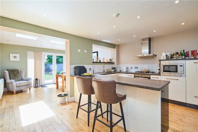 3 bed Detached for sale Image 4