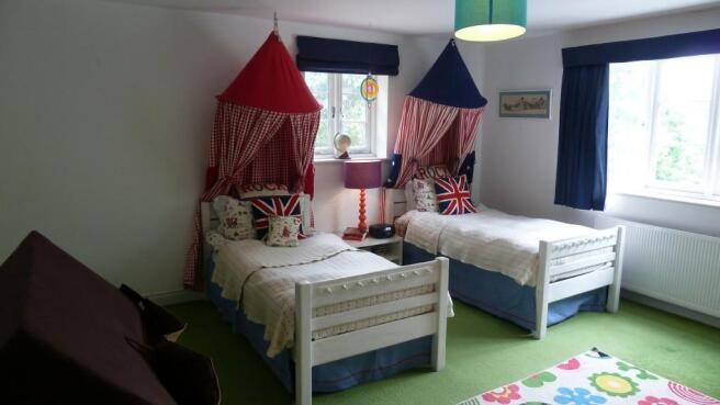 Photo 10