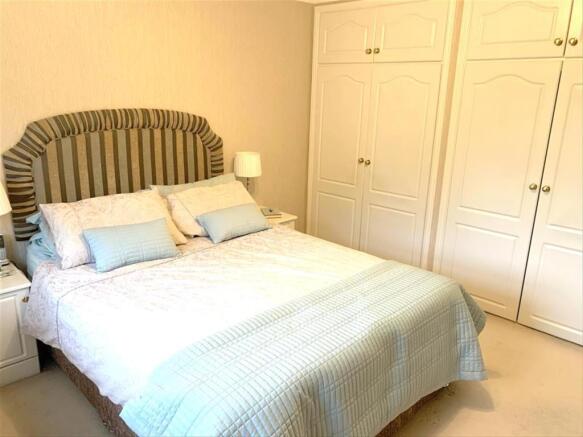 Master bed 2