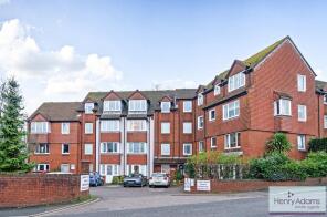 38, 52 Lavant Court, Charles Street, Petersfield GU32 3EQ