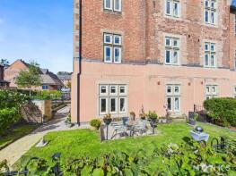 37, The Furlongs, Bicton Heath, Shrewsbury SY3 5FU