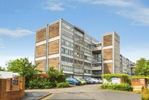 18, Ingledew Court, Harrogate Road, Moortown, Leeds LS17 8TP