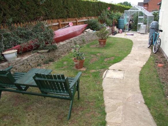 Photo 10