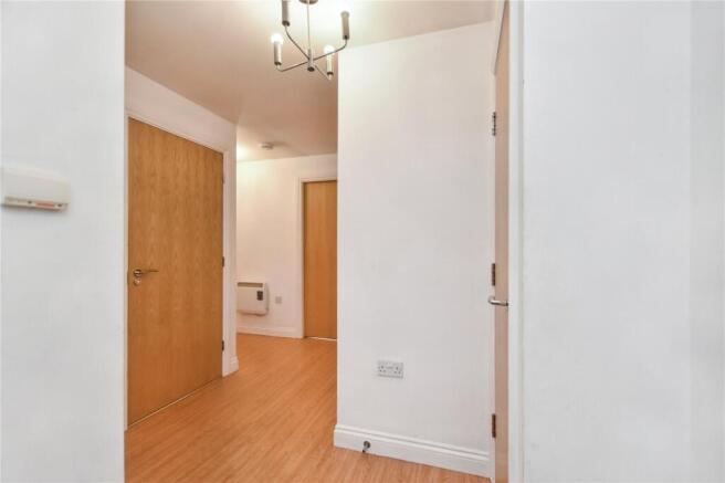 2 bed Apartment for sale Image 9