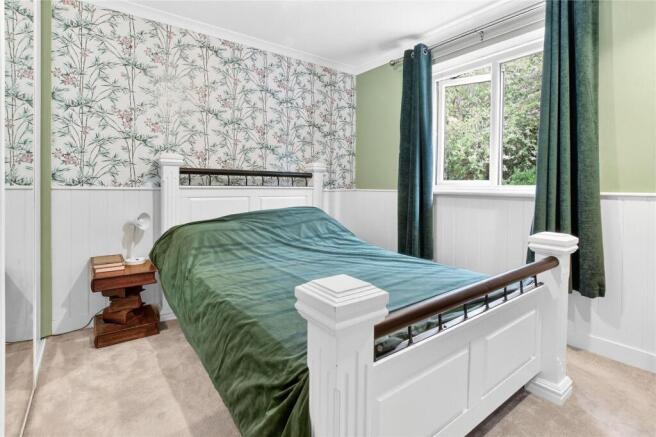 Nuthurst, Bracknell, RG12 photo 4