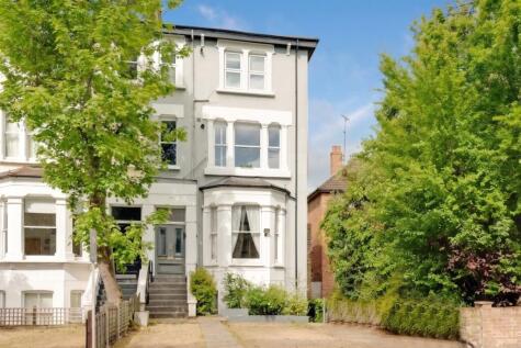 The Avenue, Ealing