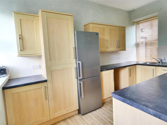 2 bed Semi-Detached for sale Image 4