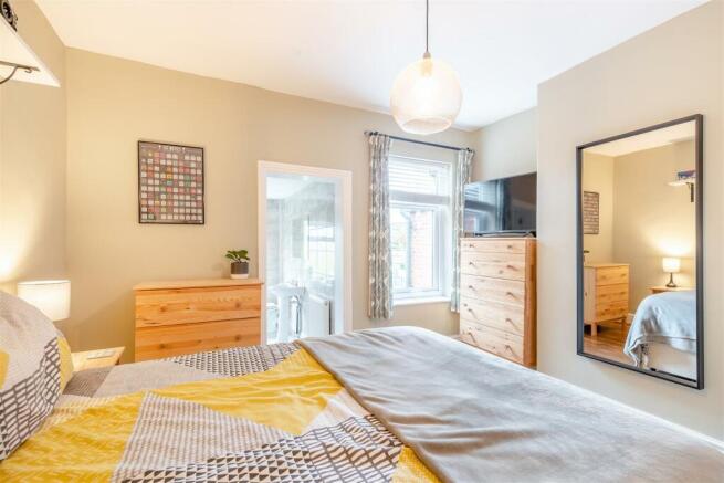 8569278-interior13.jpg