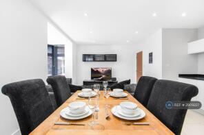 Flat 1, 20, Southgate Road, Potters Bar EN6 5DZ