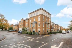 84, Parsonage Road, Horsham RH12 4AN
