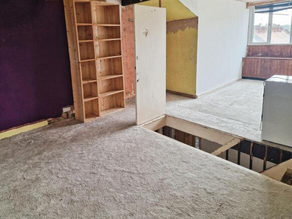 3 bed Terraced for sale Image 9