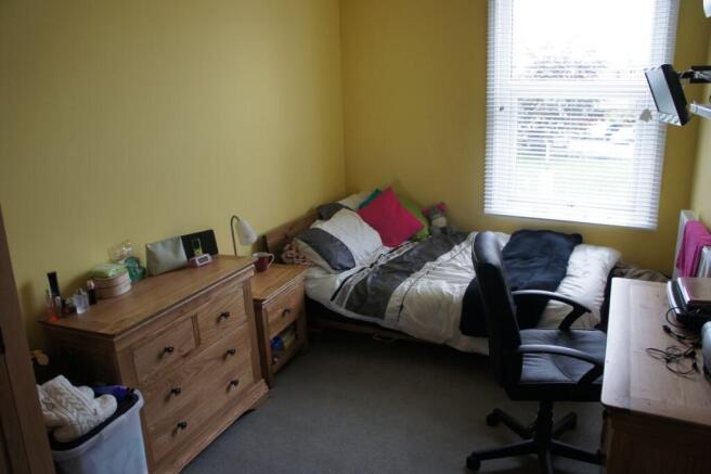 6 bed Terraced to rent Image 5
